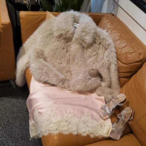 Jason Wu Cream Faux Fur Jacket - Picture 3 of 15